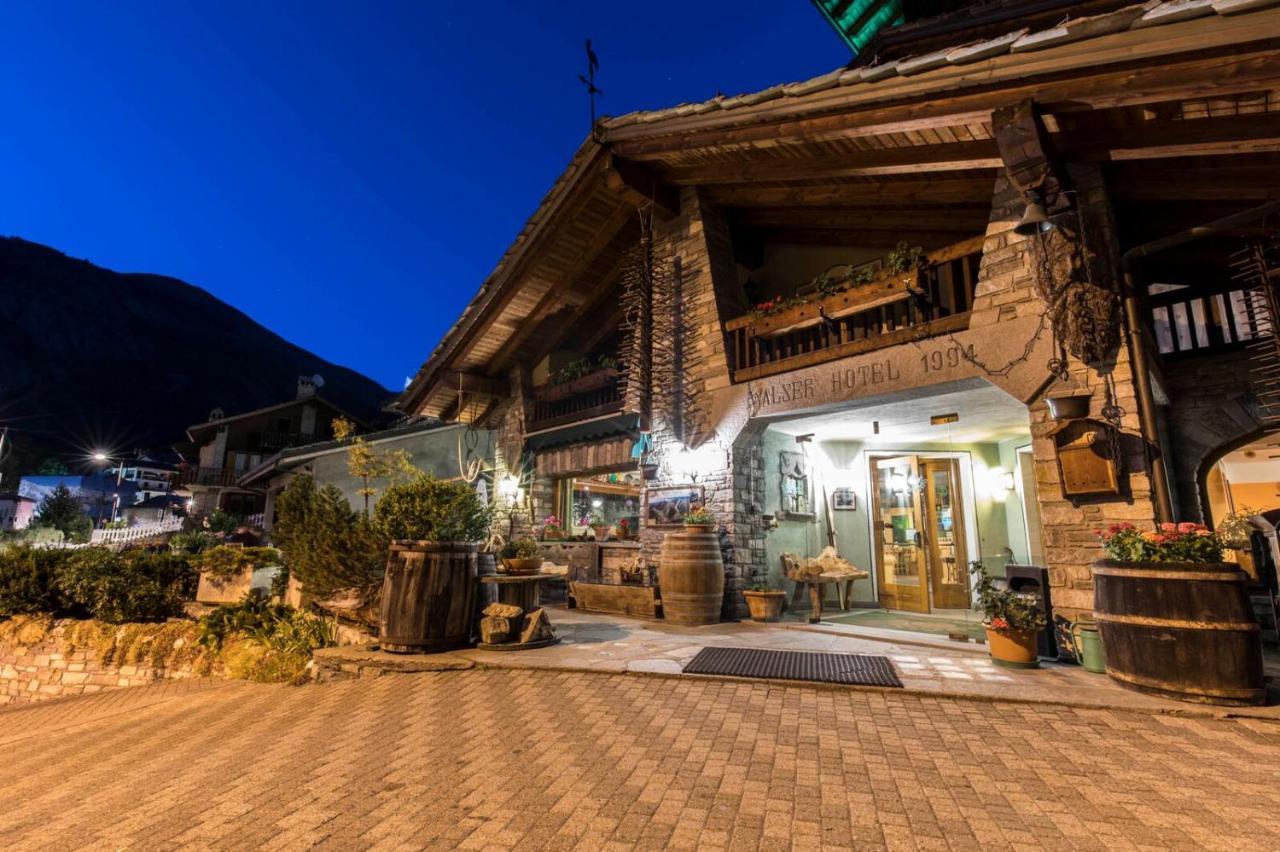 Hotel Walser Courmayeur Buitenkant foto